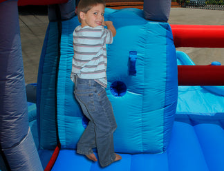 Wet & Dry Splash Park | Little Kids Jumping Castles | Happy Hop